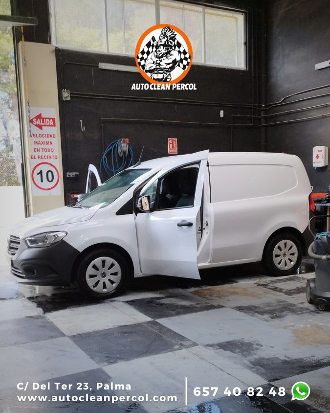 limpieza profesional de furgonetas en Mallorca